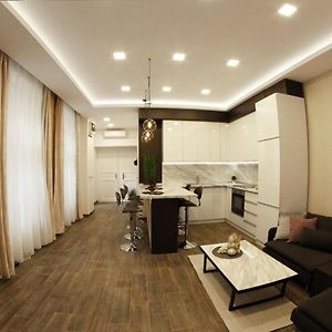 Luxus Design Elisabeth Apartment In The Center